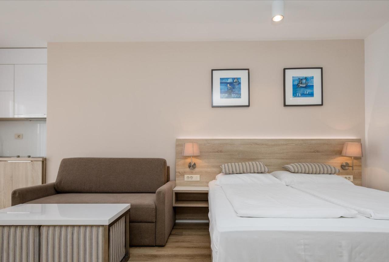 B&B Vila Sabbia Lopar Esterno foto