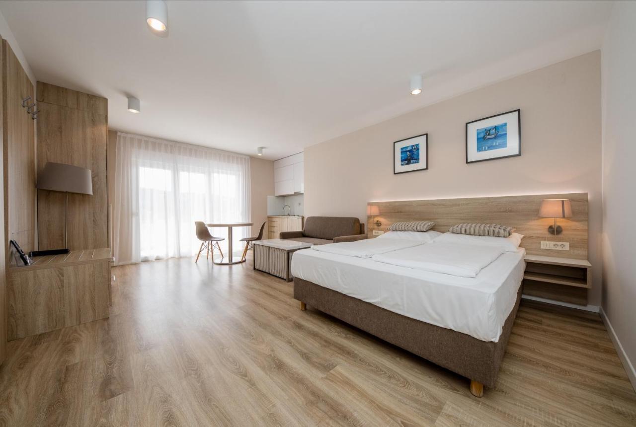 B&B Vila Sabbia Lopar Esterno foto