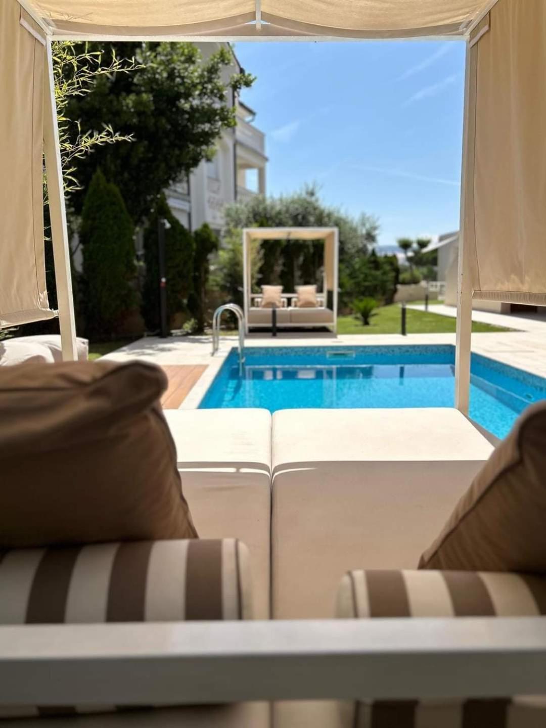 B&B Vila Sabbia Lopar Esterno foto